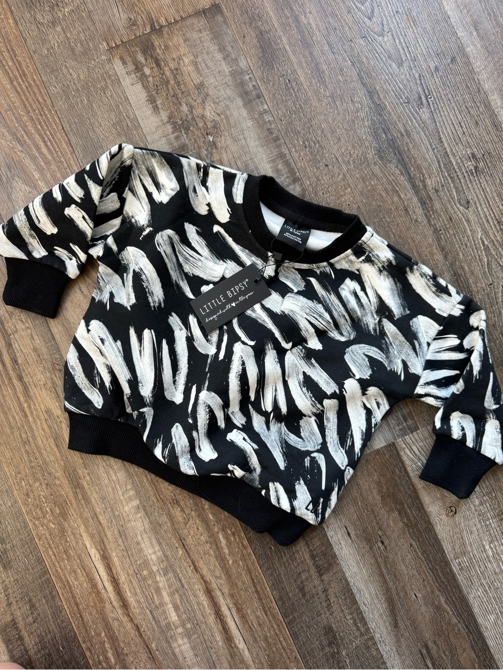 NWT Little Bipsy Black & Cream Brushstroke Kids Sweatshirt 6-12 months